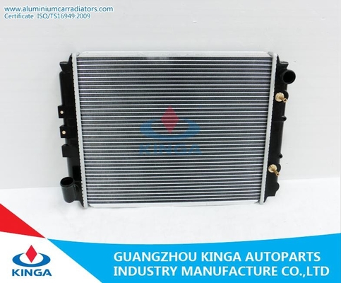 Китай OEM 21460 - G5501 VANETTE E24 86 до 89 радиатора Nissan НА PA 26mm/32mm поставщик