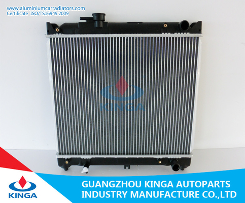 Китай Алюминиевые изготовленные на заказ радиаторы автомобиля для Suzuki VITARA '88 до 97 OEM 17700-60A00/60A11/60A12 17700 TA01 G16A - 85C01 поставщик