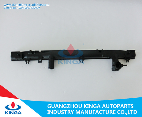 Китай Черный бак верхней части радиатора автомобиля на размер трубы выхода ACV40 Camry 06 34 Mm поставщик