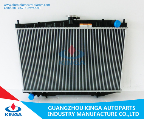Китай Радиаторы корабля радиаторов автомобиля высокой эффективности для MT U13 Nissan Bluebird 93-98 поставщик