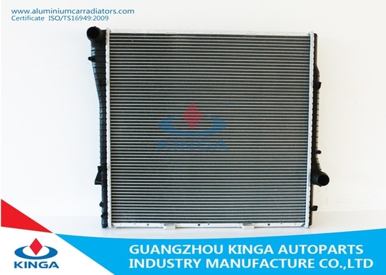 Китай Радиаторы 1439104 автозапчастей для BMW X5 E53 2000 до бак пластмассы MT 03 поставщик