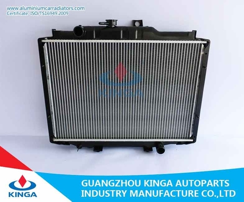 Китай OEM SW600045 MT радиатора DELICA '86-99 МИЦУБИСИ изготовленного на заказ автоматического поставщик