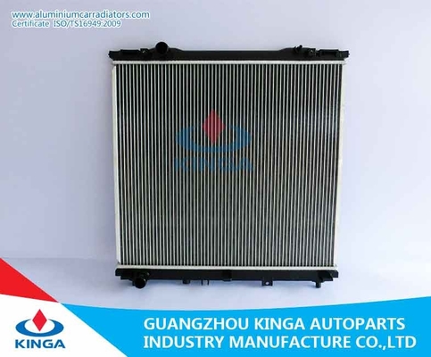 Китай Серебряного MT радиатора SORENTO 3.5L V6 '03-06 Herformance Hyundai цвета высокого поставщик