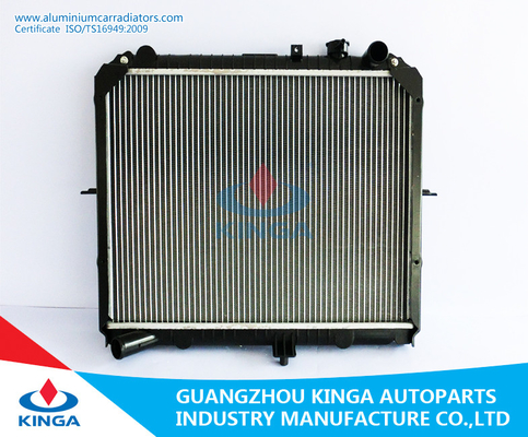 Китай Радиатор автомобиля Hyundai KIA K-SERIE'01 OK06B-15-200 гарантированности качества поставщик