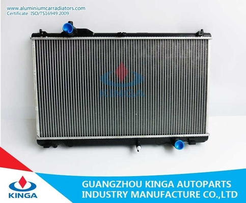 Китай Бак автоматического алюминиевого радиатора автомобиля LEXUS IS-F 11-MT пластичный для Тойота поставщик