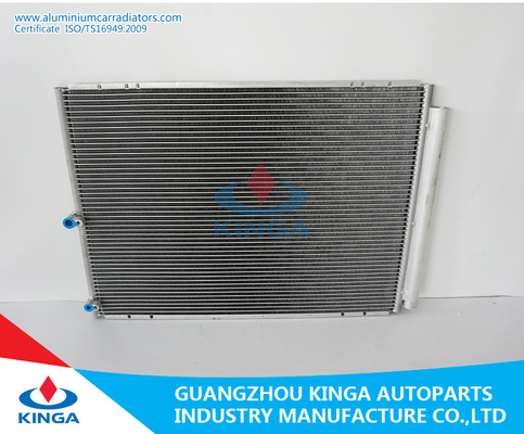 Китай Алюминиевый конденсатор AC автомобиля на OEM LEXUS RX330 03 88450-48040 поставщик