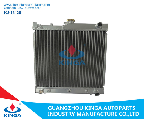 Китай Алюминиевый радиатор автомобиля Сузуки для Джимны'98-ат с ОЭМ 17700-84200 поставщик