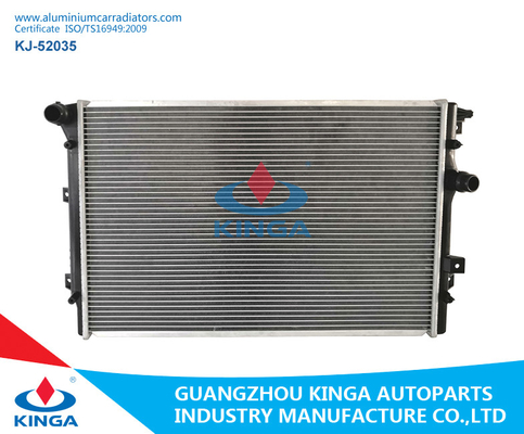 Китай Фольксваген 2010 Тигуан охлаждая паяемые алюминиевые радиаторы автомобиля 5н0121253ф/Х/Л/М поставщик