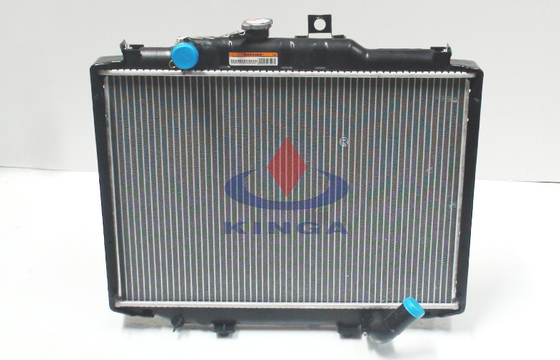 Китай 1986, 1999 OEM MB356342/MB605252 автозапчастей радиатора MT Мицубиси Delica поставщик