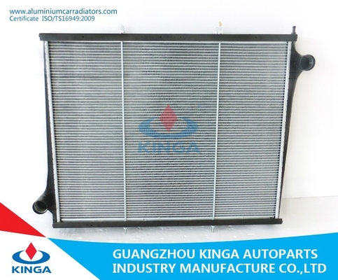 Китай Профессиональный p 95 114 DSC11 автомобильных радиатора, алюминиевый радиатор поставщик