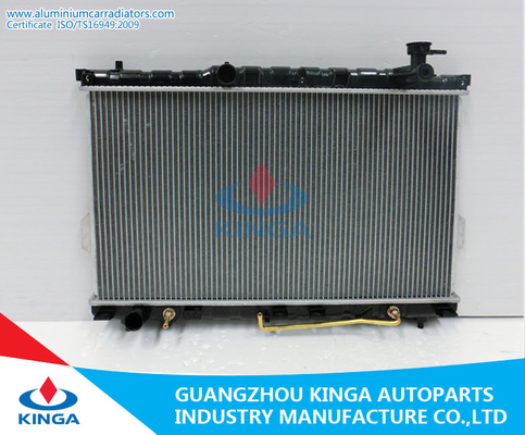 Китай Радиатор автомобиля для Hyundai SANTA FE 2001 2004 НА OEM 25310-26050/25310-26450 поставщик