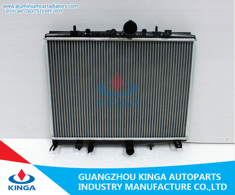 Китай Радиатор автомобиля двигателя MT охлаждая алюминиевый на ПЕЖО OEM 406' 99 1330,63/1331.FT поставщик