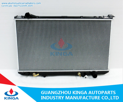 Китай Намочите холодные автомобильные радиаторы для передача автомобиля LS400 Lexus 90 до 94/UCF10 поставщик