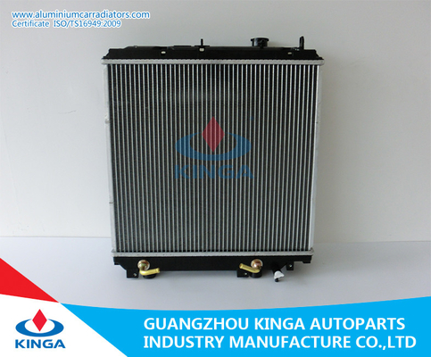 Китай Радиатор высокой эффективности алюминиевый для передачи автомобиля года RZY220/230 2001 Dyna поставщик