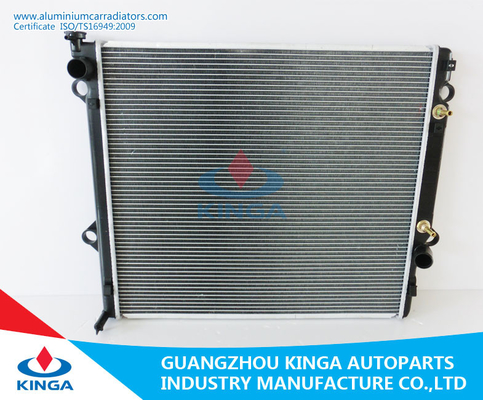 Китай Паяемый радиатор UFJ120 представления алюминиевый/пластмасса GX470 V8 бак поставщик