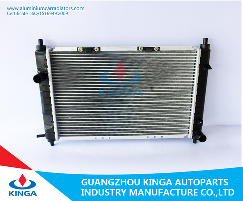 Китай Радиатор автомобиля радиатора MT PA16mm радиатора Matiz'98 daewoo автоматический с баком поставщик