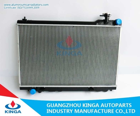 Китай Алюминиевый изготовленный на заказ радиатор автомобиля для OEM 21410-CG000/CG900 MT FX35 NISSAN INFINITI '03-05 поставщик