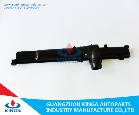 Китай Намочите замены эффективное охлаждая 316 бака радиатора MT BM-00 пластичной/318i 98-02 поставщик
