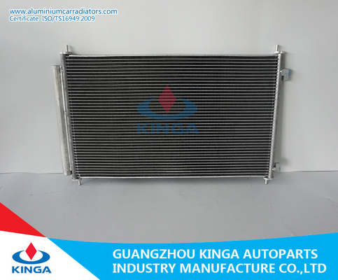 Китай Первоначально конденсатор AC автомобиля сердечника Mazda 8 (13-) алюминиевого в высокой эффективности поставщик