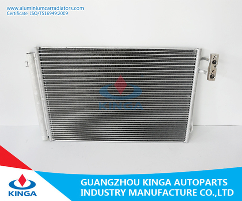 Китай Вода BMW E90 2004 охладила автозапчасти автомобиля прибора автоматического конденсатора AC охлаждая поставщик