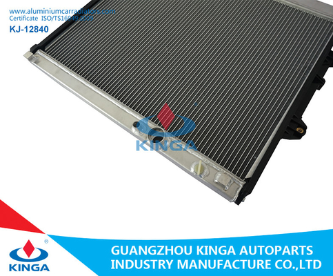 Китай ОЭМ 16400-0Л160/0Л120/0Л140 радиаторов автомобиля высокой эффективности алюминиевый поставщик