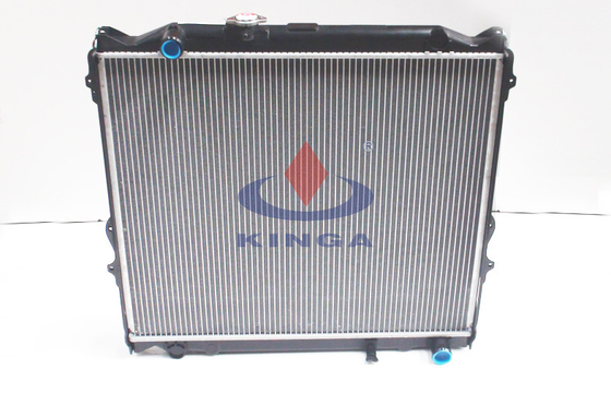 КИТАЙ OEM 16400-67121, автомобильные радиаторы для Тойота PRADO 1995, 1996, 1997, 1998 KZN 1KZ поставщик