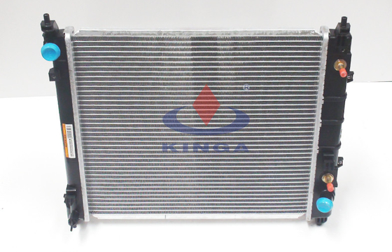 Китай радиатор 2011 nissan солнечный, изготовленные на заказ алюминиевые радиаторы автомобиля с толщиной 16mm поставщик