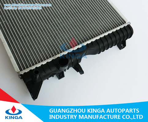 Алюминиевые радиаторы автомобиля для OEM PCC001020 98-MT TD ЗАЩИТНИКА 2,5 LAND ROVER ' поставщик