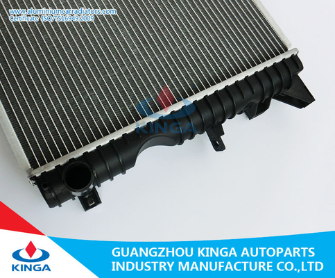 Алюминиевые радиаторы автомобиля для OEM PCC001020 98-MT TD ЗАЩИТНИКА 2,5 LAND ROVER ' поставщик