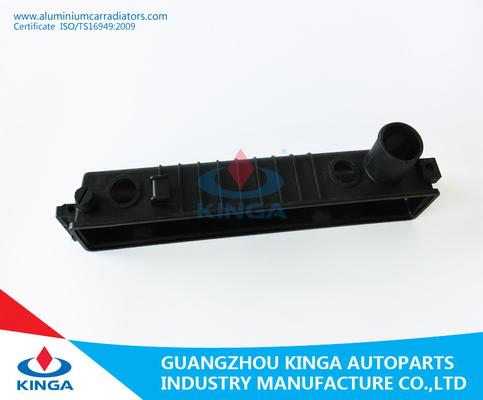 Левое 530/535/730/735i 85-94 НА OEM 1712365/1723365 бака стороны радиатора ремонта пластичном поставщик