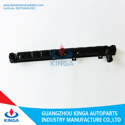 Бака радиатора Mazda Miata/MX-5 1999 2004 PA66 разливают BP4W-15-200A по бутылкам поставщик