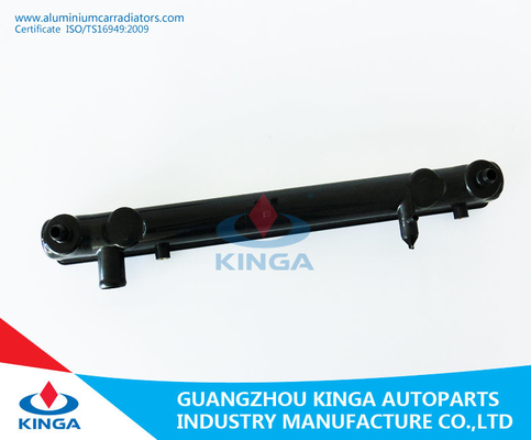 КУЛТУС/СВИФТ ГА11'95 НА танке КОНЦА ОЭМ 17700-60Г10 танка радиатора автомобиля пластиковом поставщик