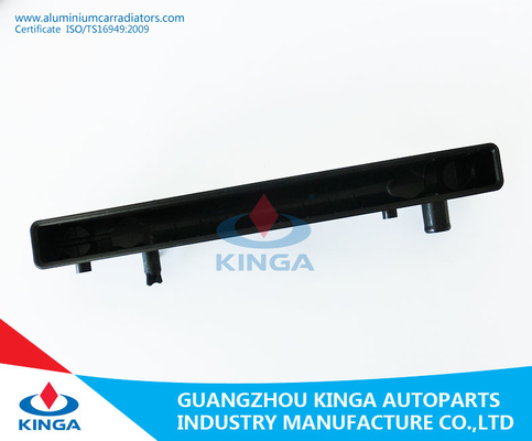 КУЛТУС/СВИФТ ГА11'95 НА танке КОНЦА ОЭМ 17700-60Г10 танка радиатора автомобиля пластиковом поставщик